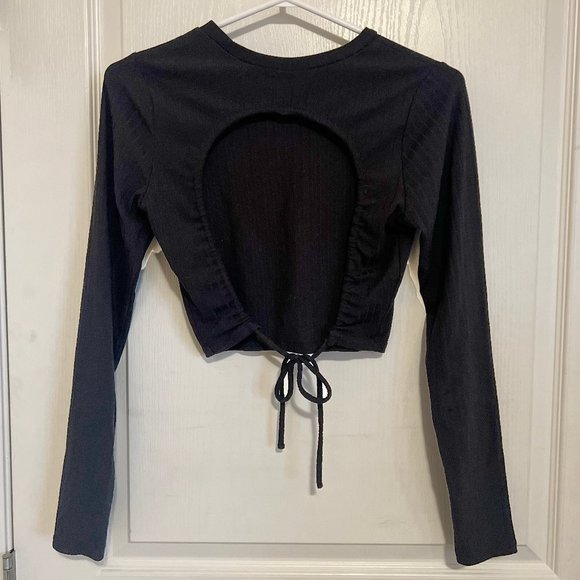 Garage Open Back Black Cropped Long Sleeve - Picture 1 of 3